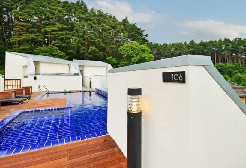 Gangneung Le Chatree Pension