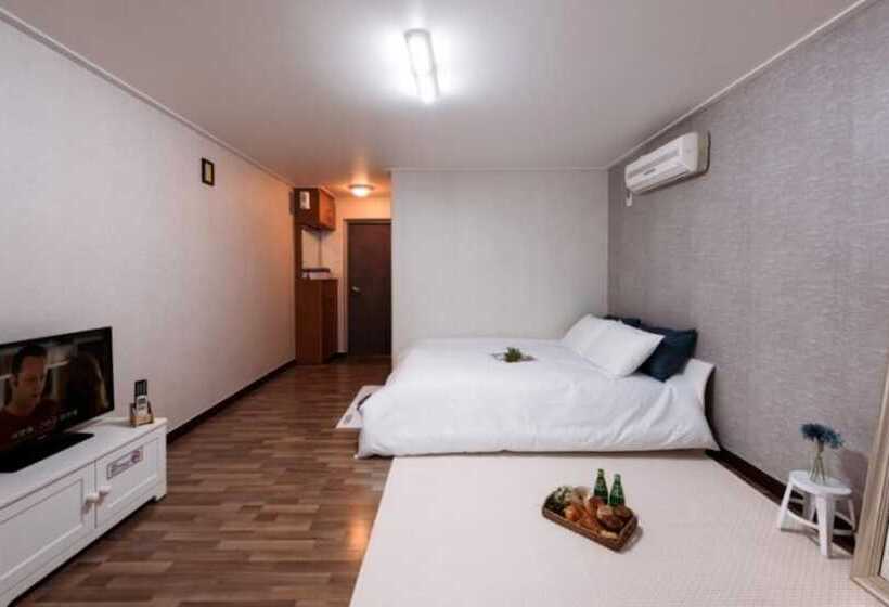 Good Geoje Sea Pension