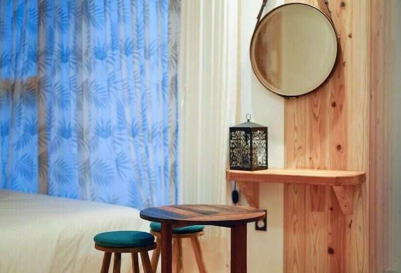 Groove In Cafe Pension