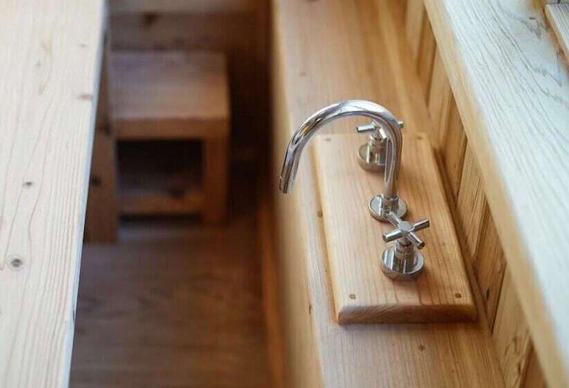 Groove In Cafe Pension