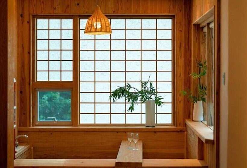 Groove In Cafe Pension