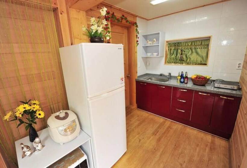 Gyeongju Ocean Tour Pension