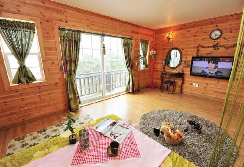 Gyeongju Ocean Tour Pension