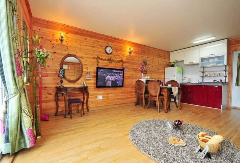 Gyeongju Ocean Tour Pension