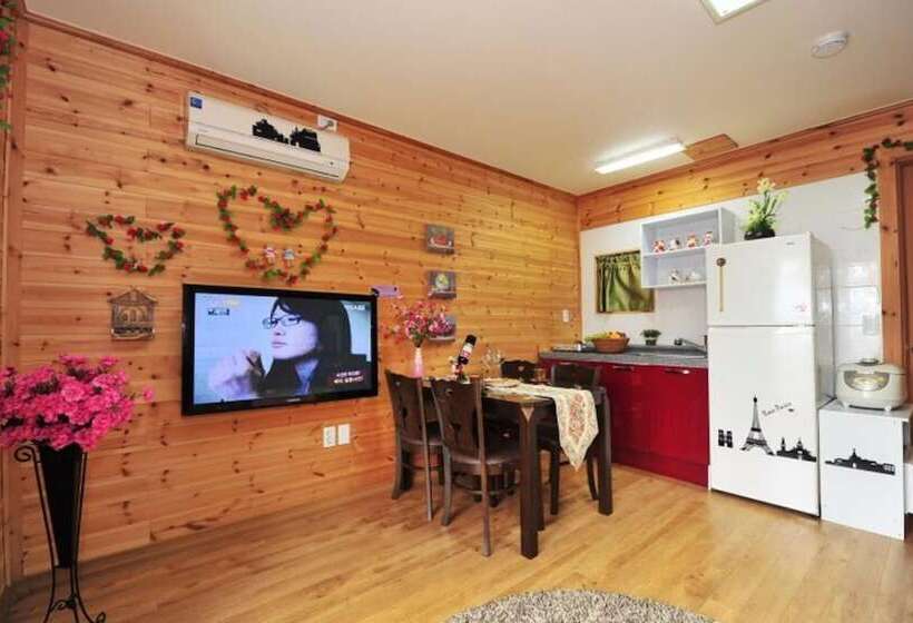 Gyeongju Ocean Tour Pension