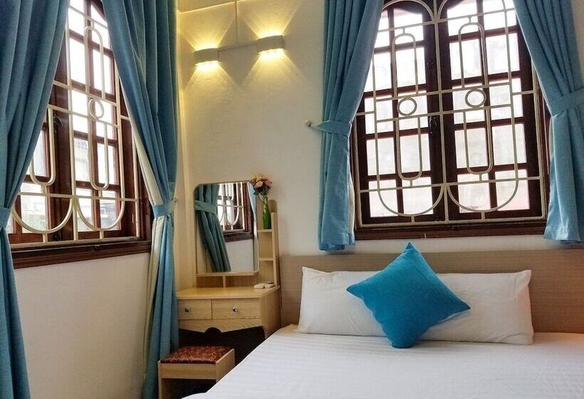 مسافرخانه Hanowood Homestay