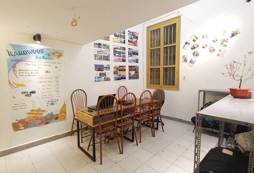 مسافرخانه Hanowood Homestay