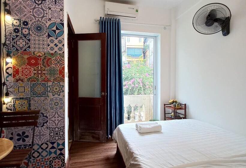 مسافرخانه Hanowood Homestay