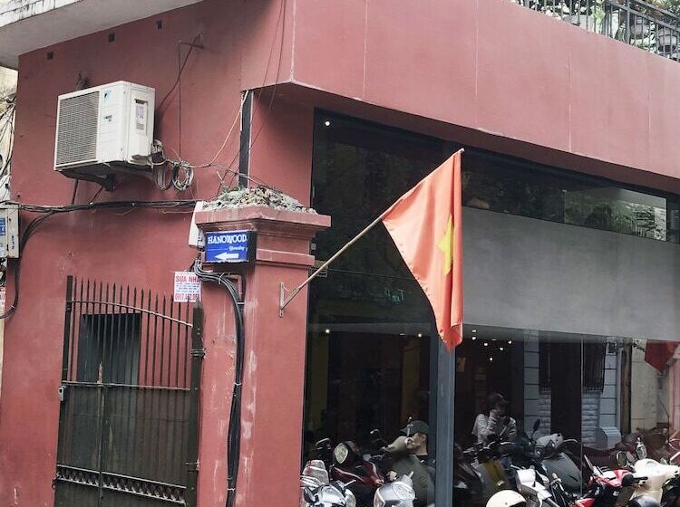 مسافرخانه Hanowood Homestay