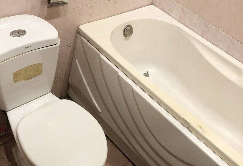 مسافرخانه Hanowood Homestay