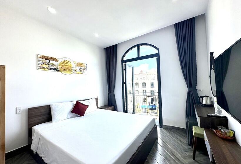 مسافرخانه Legend Phu Quoc