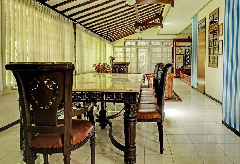 Отель Agape Villa Oyo