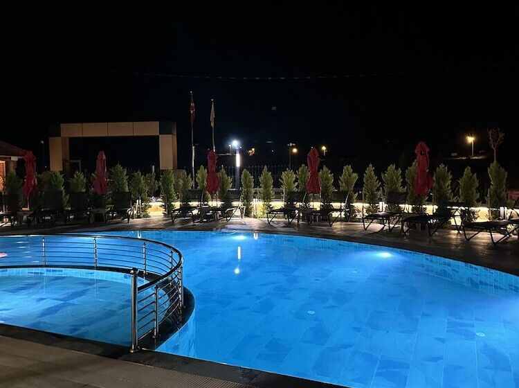 هتل Agios