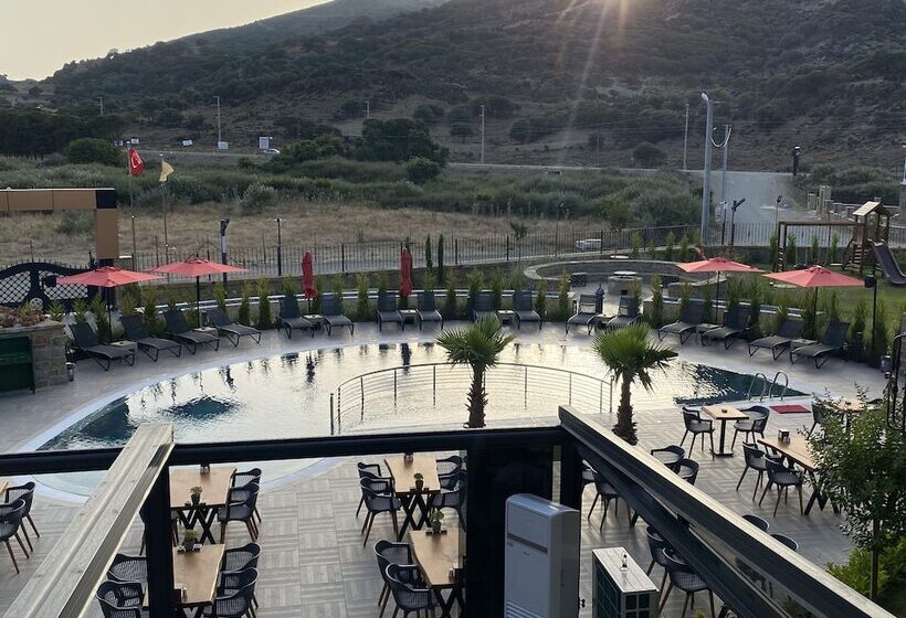 هتل Agios