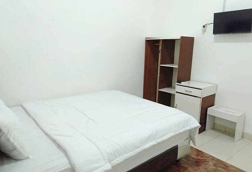 בית מלון כפרי Al-razzaq Guest House By Oyo