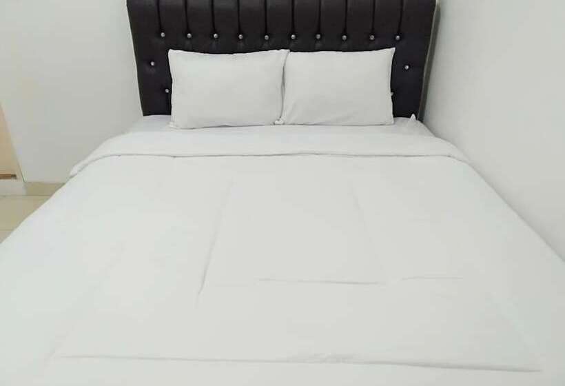 בית מלון כפרי Al-razzaq Guest House By Oyo