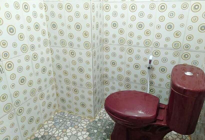בית מלון כפרי Al-razzaq Guest House By Oyo