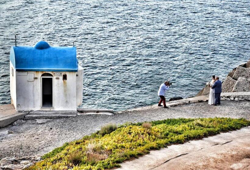 ホテル Ammos Luxury Suites