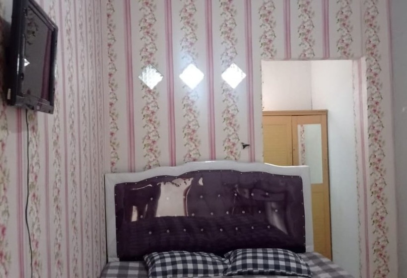 호텔 Andesta Guest House Syariah By Oyo