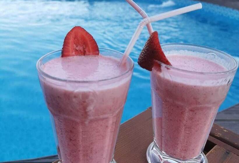 בית מלון כפרי Assos Derin Mavi