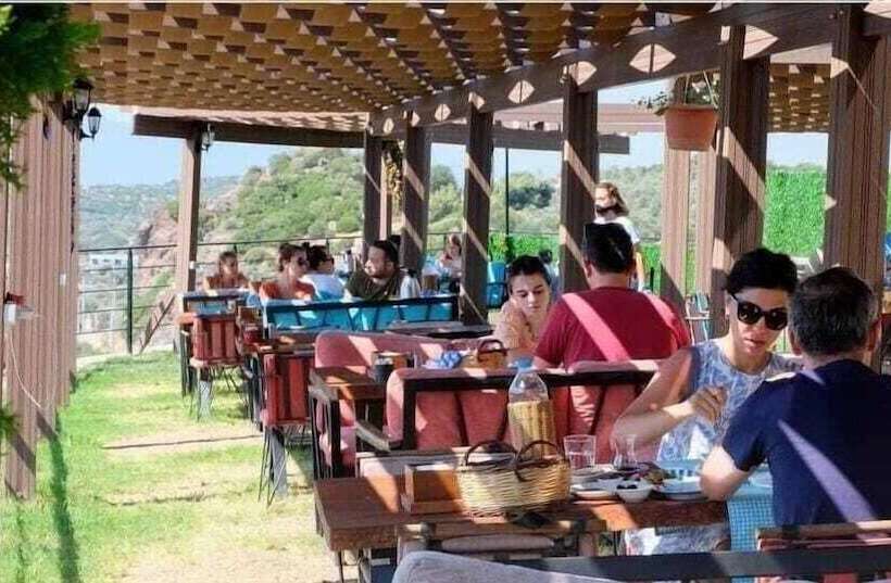 בית מלון כפרי Assos Derin Mavi