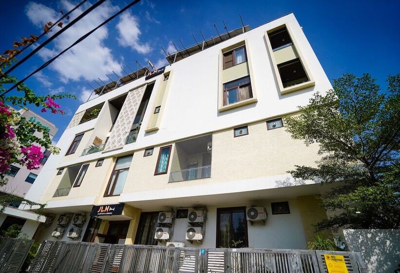 בית מלון כפרי Athiti Inn