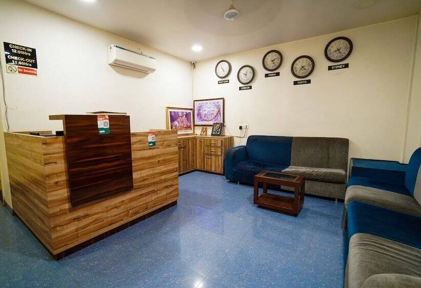 בית מלון כפרי Athiti Inn