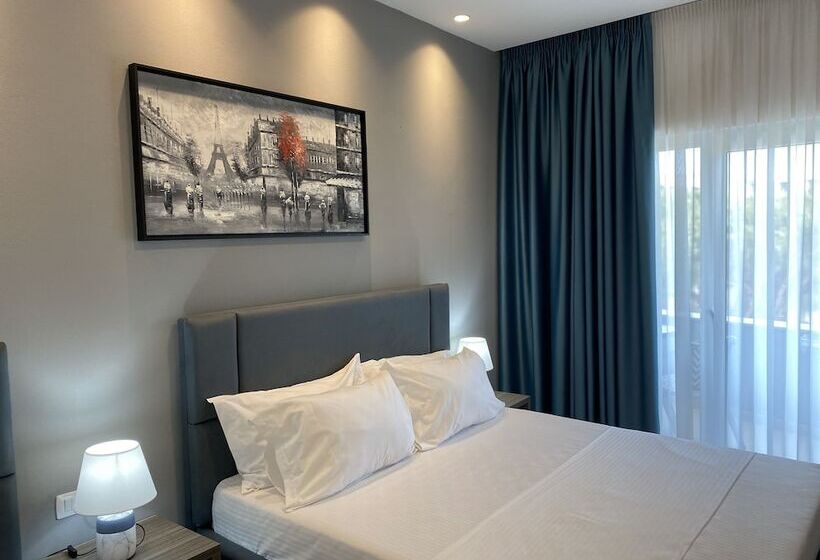 בית מלון כפרי Atrium Deluxe Resort