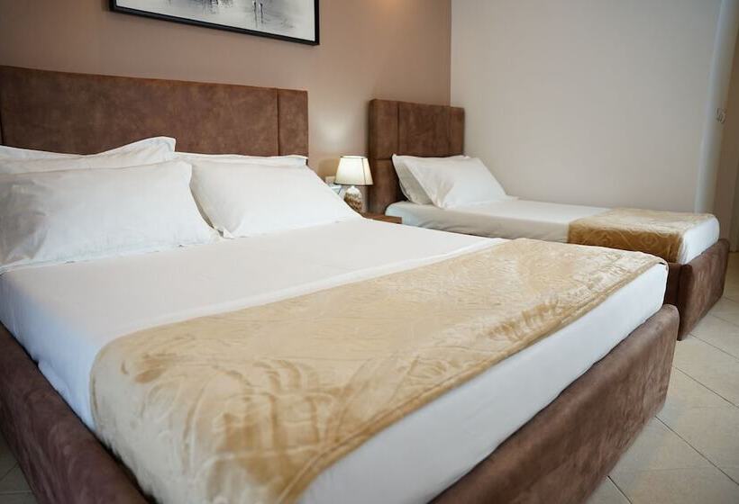 בית מלון כפרי Atrium Deluxe Resort