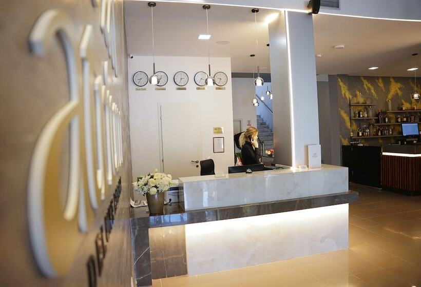 בית מלון כפרי Atrium Deluxe Resort