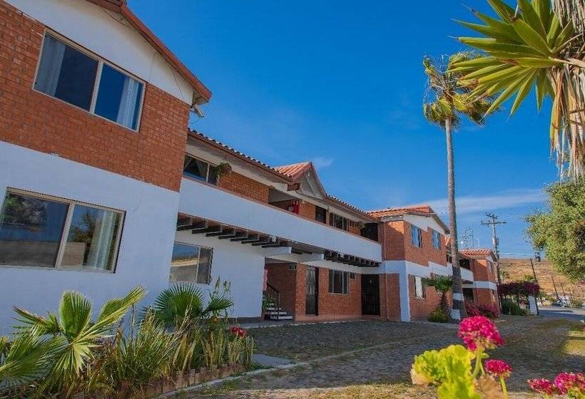 בית מלון כפרי Baja Surf Ensenada