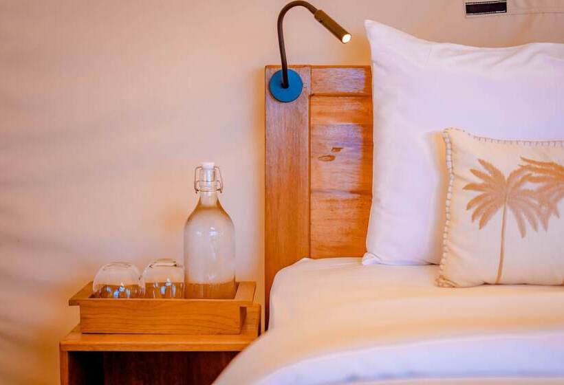 בית מלון כפרי Bali Cliff Glamping