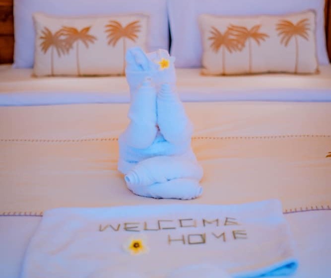 בית מלון כפרי Bali Cliff Glamping