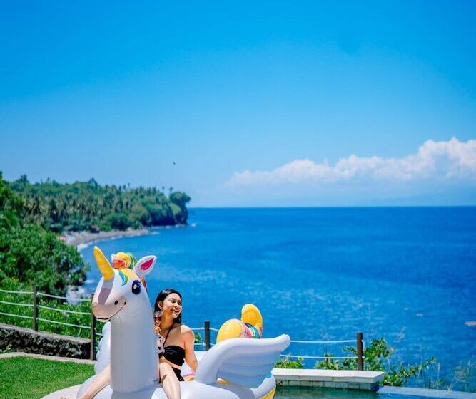 ホテル Bali Cliff Glamping