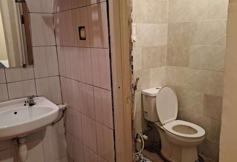 בית מלון כפרי Bintang Khanida Syari Ah