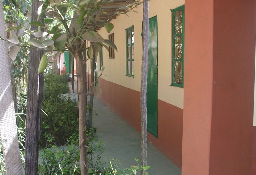 هتل Camping Sukuta & Lodge