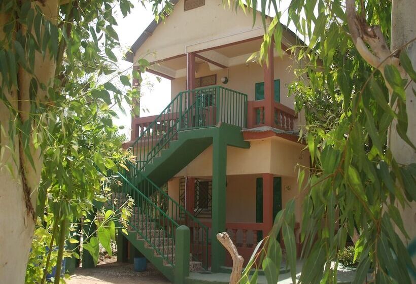 هتل Camping Sukuta & Lodge