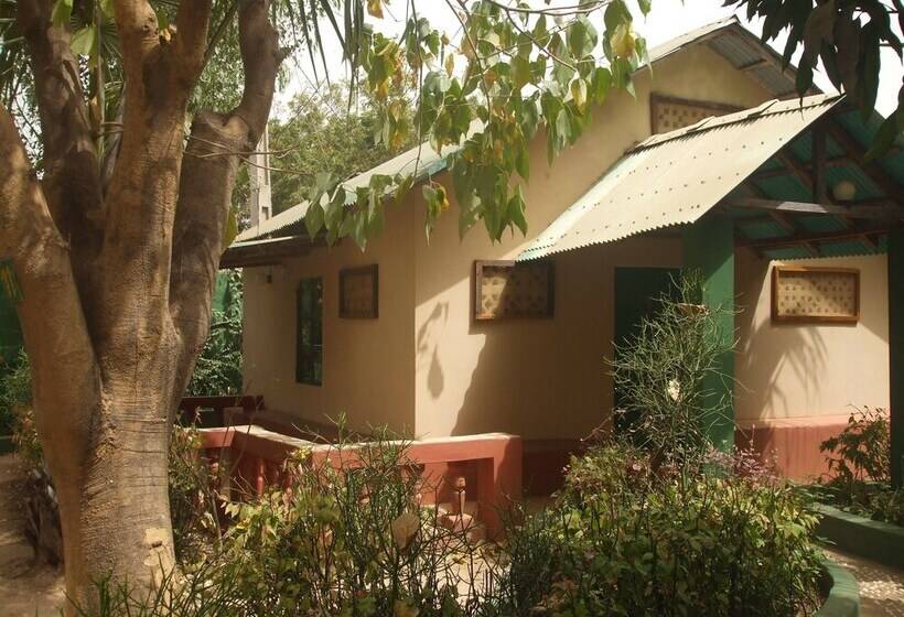 هتل Camping Sukuta & Lodge