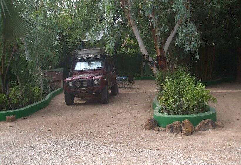 هتل Camping Sukuta & Lodge