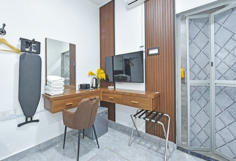 בית מלון כפרי Capital O 90882 Padi