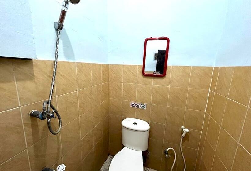 ホテル Capital O 92615 Villa Utama D Alas Purwo