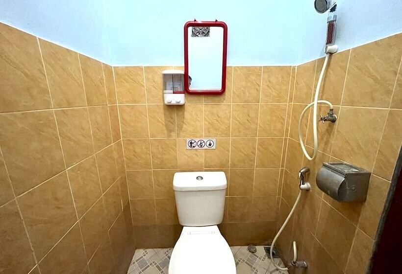 ホテル Capital O 92615 Villa Utama D Alas Purwo