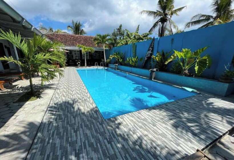 ホテル Capital O 92615 Villa Utama D Alas Purwo