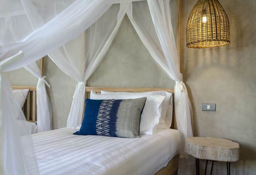 Отель Chic Stay Hana