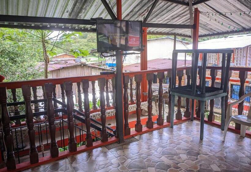 酒店 Comodo Alojamiento En San Cipriano