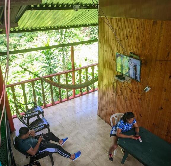 酒店 Comodo Alojamiento En San Cipriano