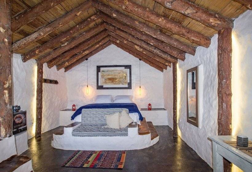 فندق Container & Hobbit Glamping