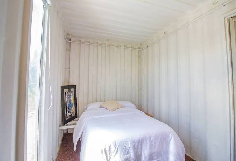 فندق Container & Hobbit Glamping