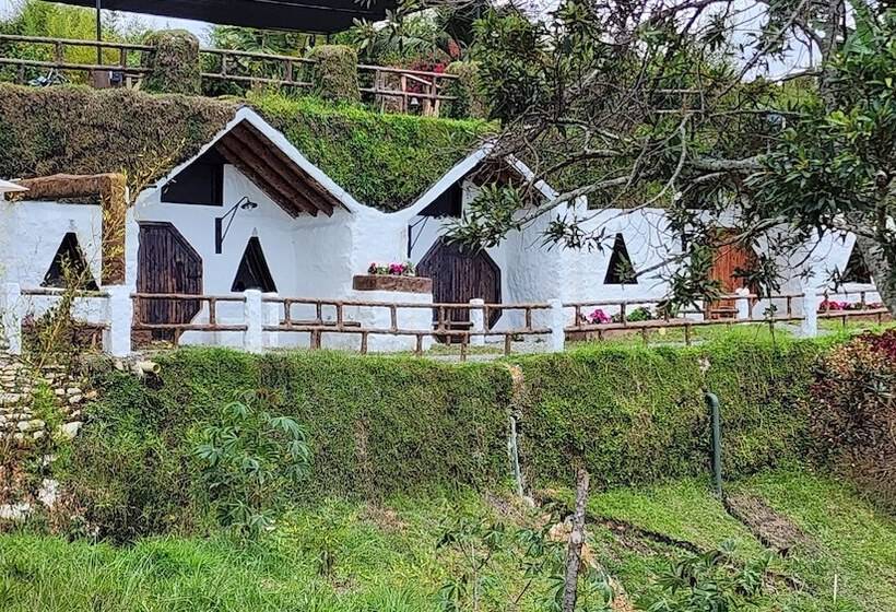 فندق Container & Hobbit Glamping