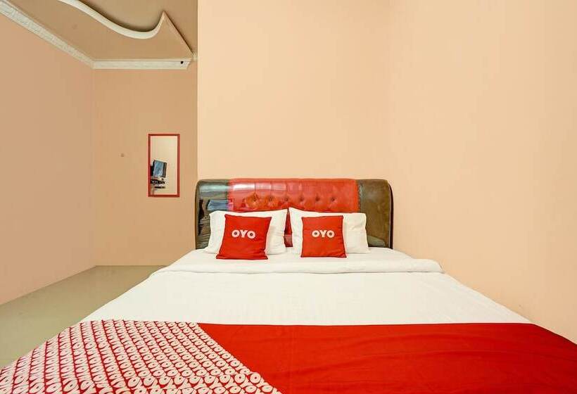 Отель Efniati Homestay Syariah By Oyo